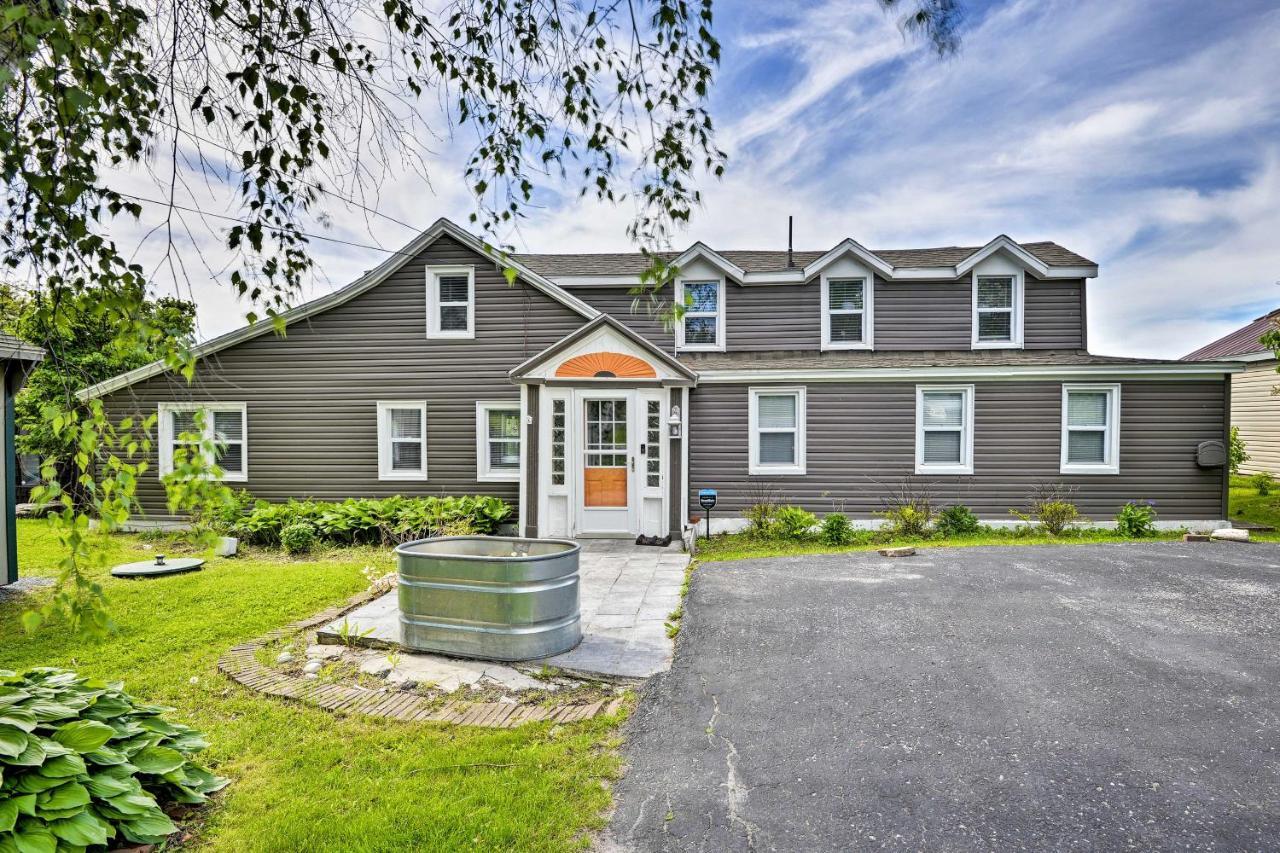 Family Cottage On Chaumont Bay, Walk To Downtown Exterior foto